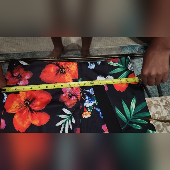 Flower Skirt !! 🌞 FINAL OFFER!! - Picture 8 of 9